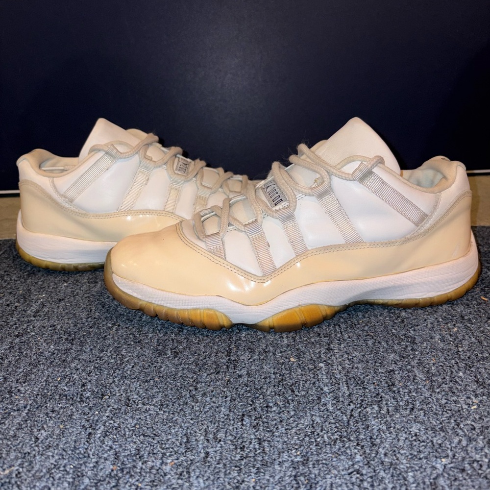 Rare 2000 Jordan 11 Low Zen